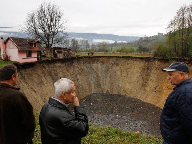 La misteriosa desaparición de una laguna tiene en shock a un pueblo