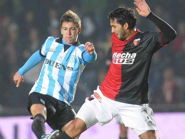 Racing y Colón se miden en el Cilindro de Avellaneda
