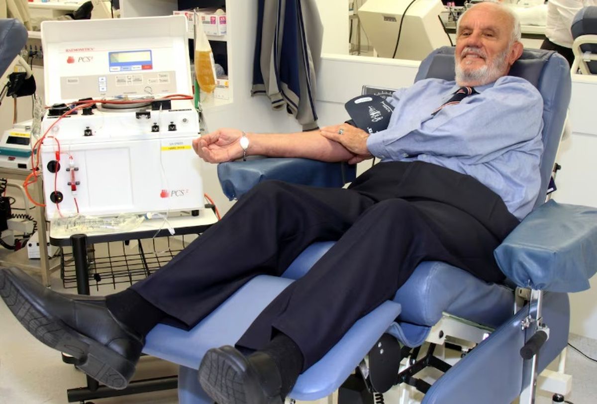 Tan valiente como los personajes de Marvel: su miedo por las agujas no lo detuvo en su objetivo. Tan valiente como los personajes de Marvel: su miedo por las agujas no lo detuvo en su objetivo.