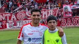 Claudio y Eze; padre e hijo en Huracán Las Heras.