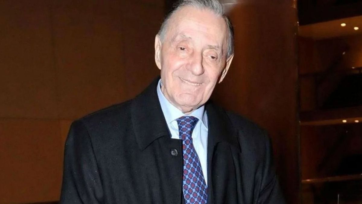 Tristán está internado con coronavirus.