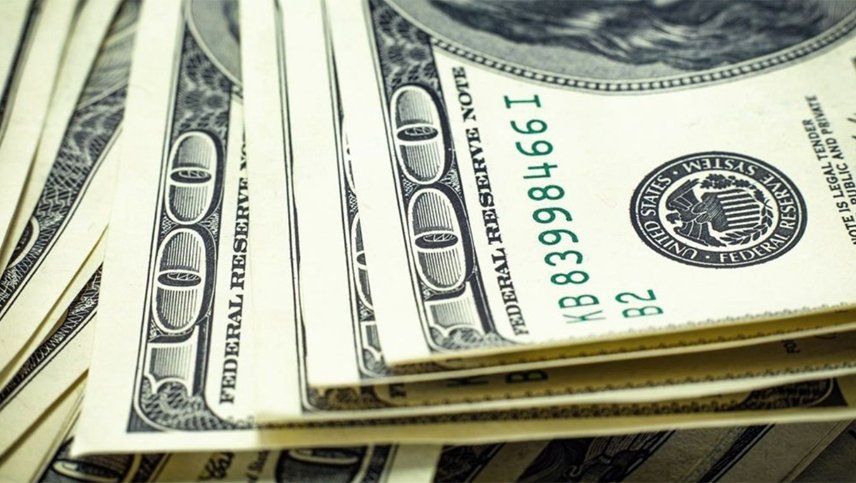 El dólar volvió a subir y superó los $44