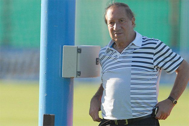 Bilardo estuvo a punto de volver a dirigir en Primera