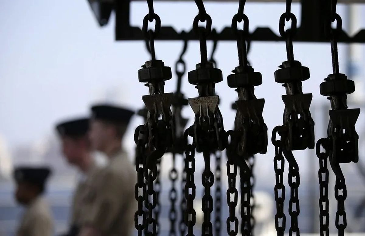 La tripulaci&oacute;n de un buque de la Armada de Estados Unidos, pa&iacute;s que realiza un despliegue militar cerca a Venezuela (Archivo). Cr&eacute;dito: EFE/Dennis M. Sabangan.