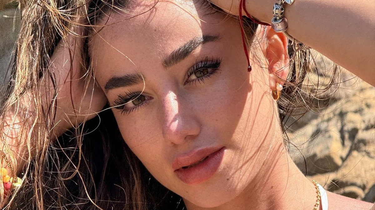 Lola Lolita conoció al reconocido actor y se tomaron una fotografía que generó un gran revuelo en las redes. Lola Lolita conoció al reconocido actor y se tomaron una fotografía que generó un gran revuelo en las redes.