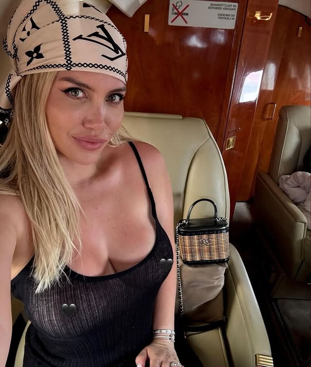 El look de transparencias de Wanda Nara en México. El look de transparencias de Wanda Nara en México.