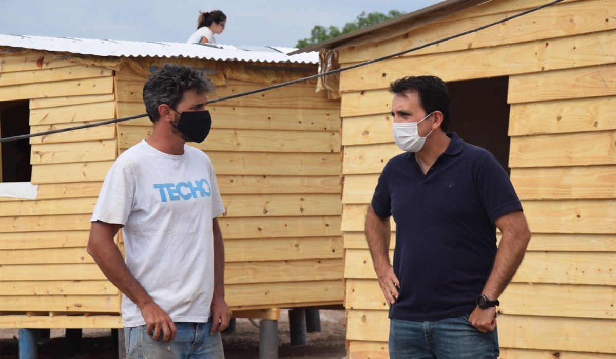 Once familias serán relocalizadas en casas de madera hechas por el municipio y la ONG Techo