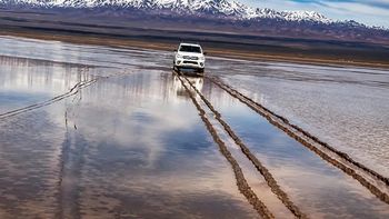 Pampa del Leoncito: el complejo operativo para rescatar la camioneta sin duplicar el daño ambiental