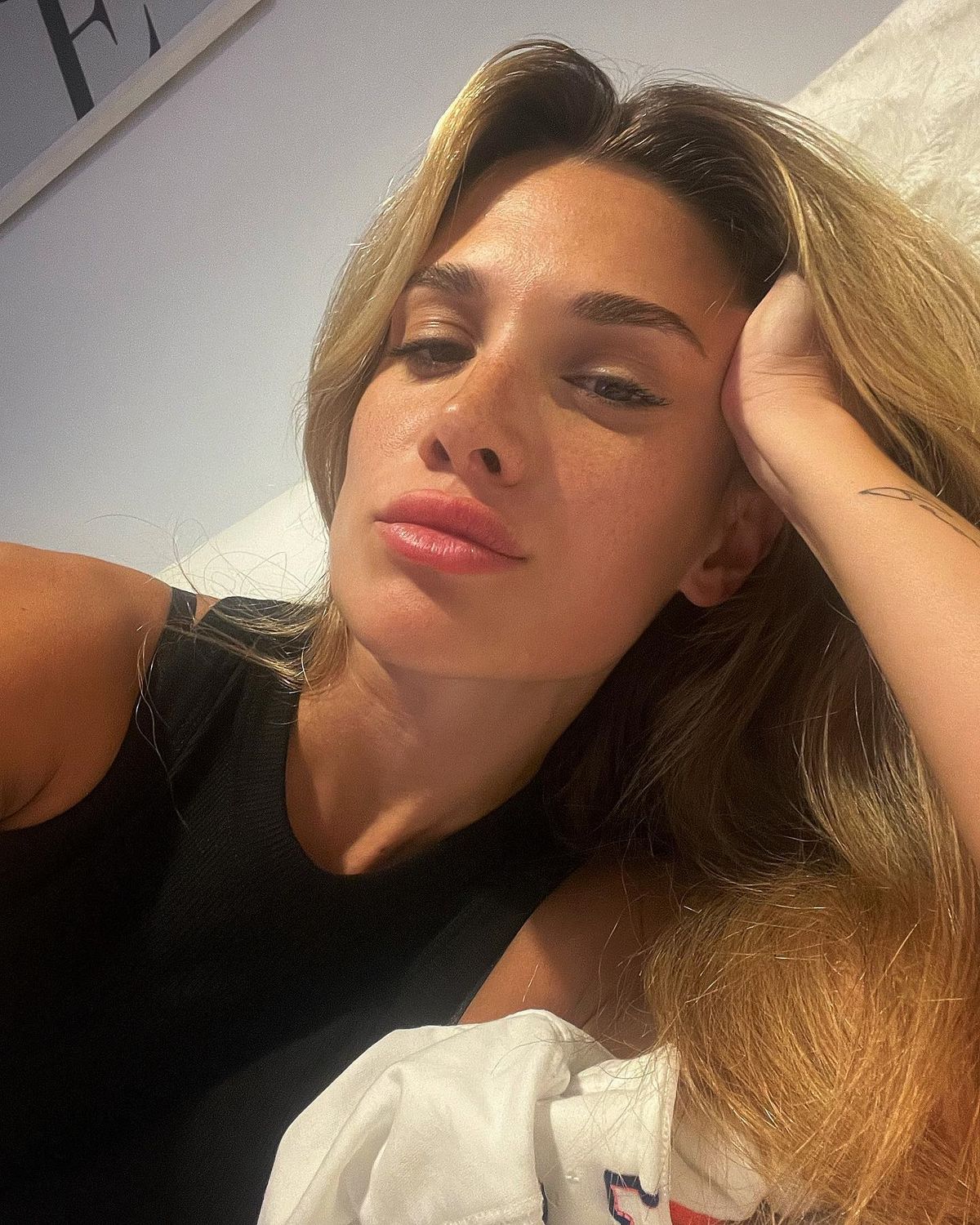 Vos ya ganaste el mundial, Camila Homs subió tres selfies y estalló ...