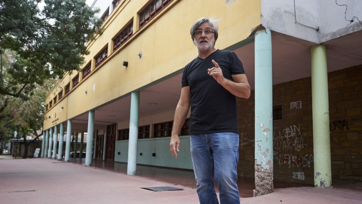 En este terreno estuvieron ubicadas, hasta 1954, las ruinas del templo de San Agustín, que tenían declaratoria de Monumento Histórico Nacional.pero por cuestiones políticas se decidió demolerlas y construir una escuela. Allí aún se conservan restos arqueológicos del antiguo templo, aunque no están visibles. En este terreno estuvieron ubicadas, hasta 1954, las ruinas del templo de San Agustín, que tenían declaratoria de Monumento Histórico Nacional.pero por cuestiones políticas se decidió demolerlas y construir una escuela. Allí aún se conservan restos arqueológicos del antiguo templo, aunque no están visibles.