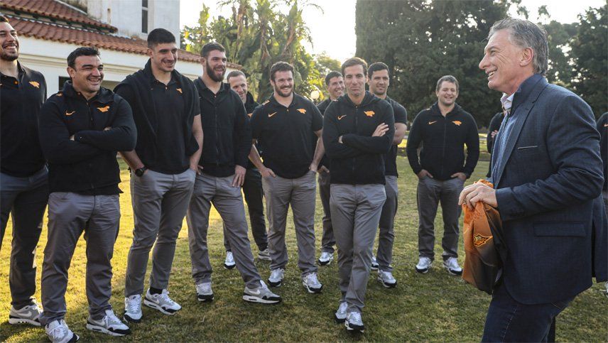 Macri recibió al plantel de los Jaguares