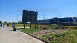 El tren a Colonia Avellaneda sigue saliendo un peso