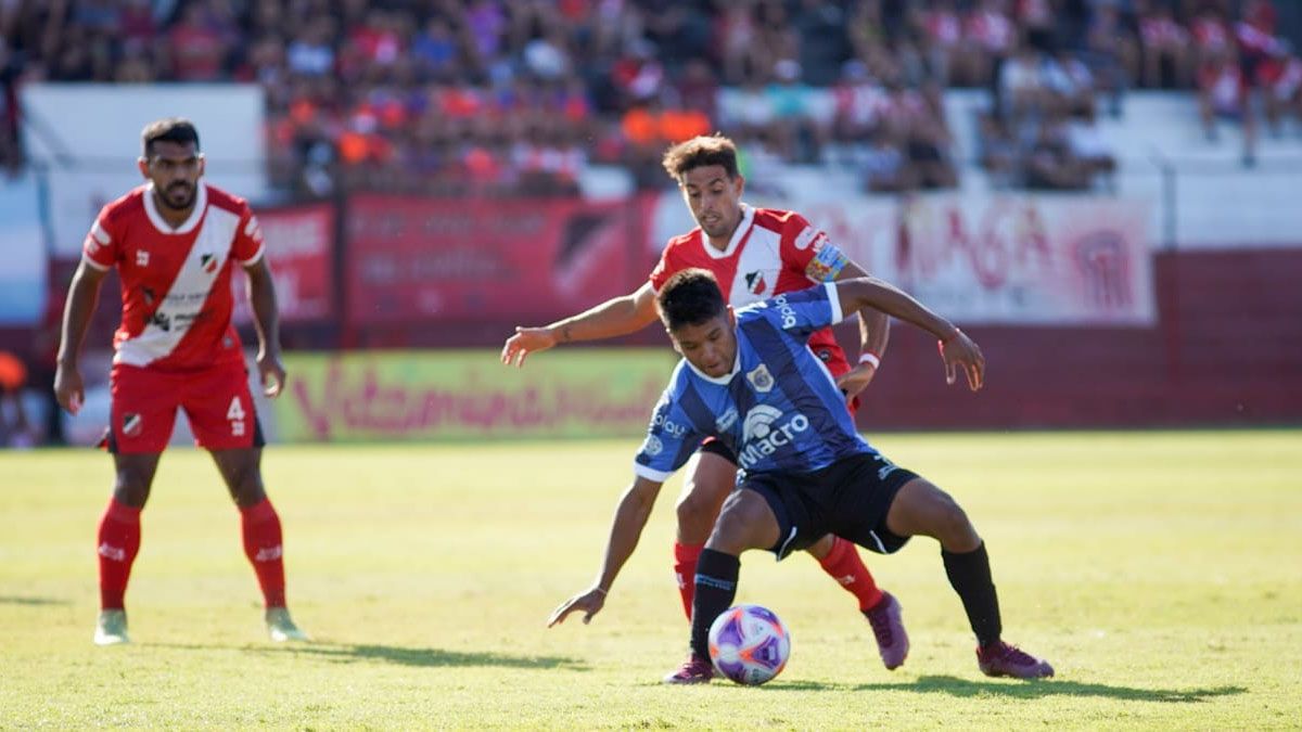 Deportivo Maipú irá por su cuarto triunfo seguido en el torneo.