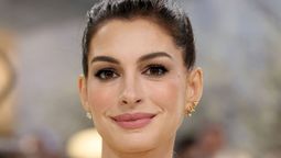 Anne Hathaway es la protagonista de este drama de Netflix.