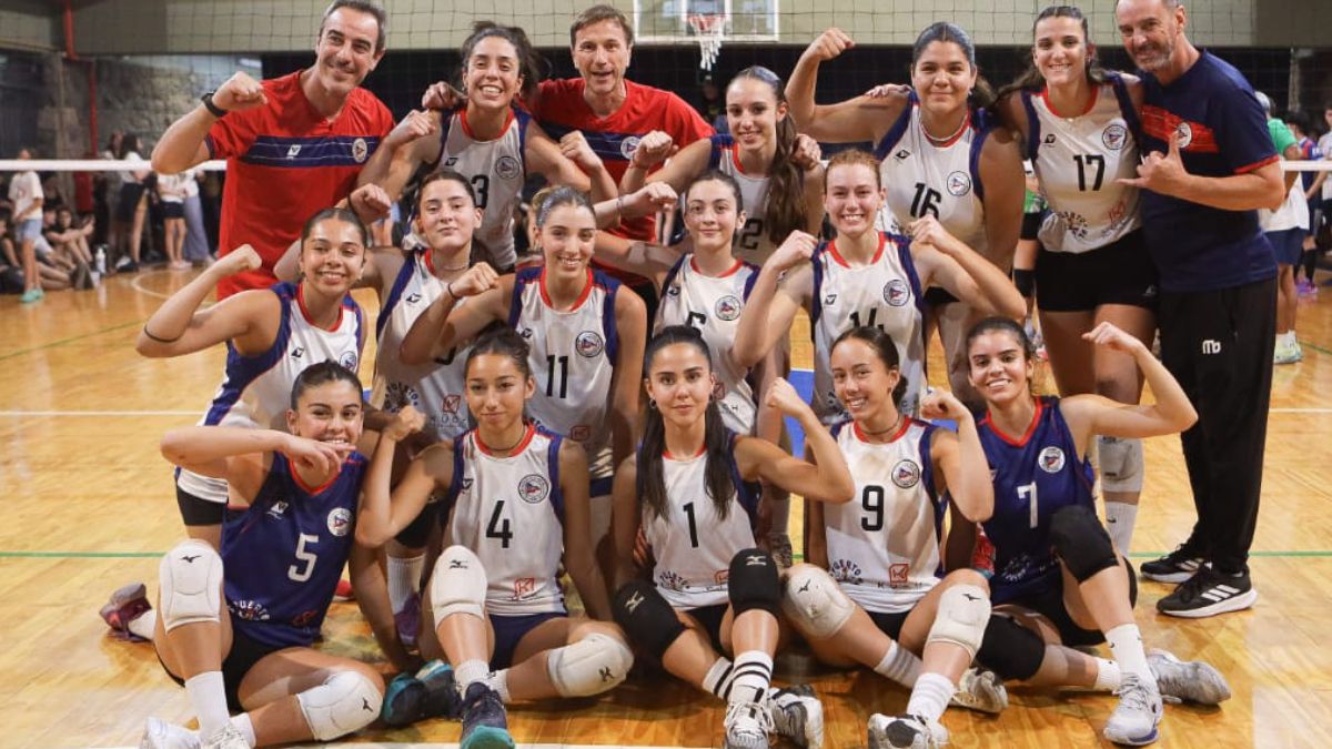 Club Mendoza de Regatas hizo doblete en el Torneo Clausura: las chicas ...