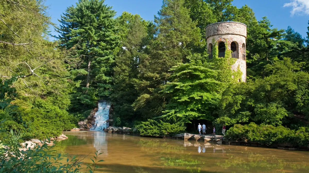 El jardín más hermoso del mundo está en Filadelfia. El jardín más hermoso del mundo está en Filadelfia.