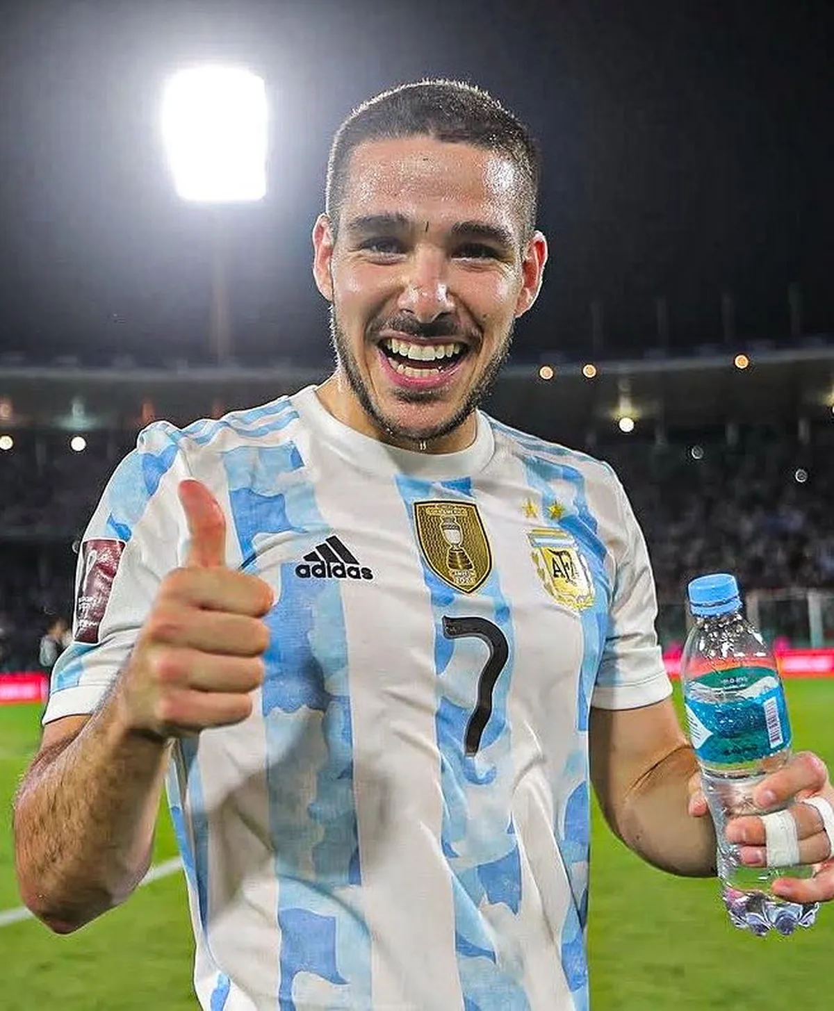 Emiliano Buend&iacute;a ya hab&iacute;a sido contactado por la Selecci&oacute;n argentina.