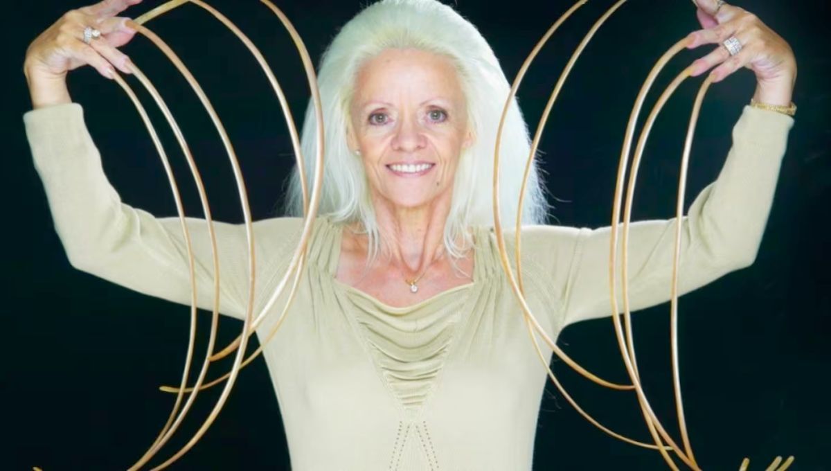 No apto para sensibles: el increíble récord de la mujer que no se cortó las uñas en 30 años