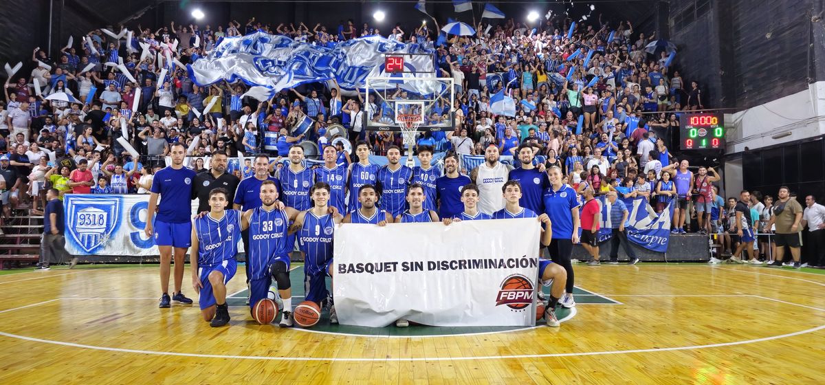 Godoy Cruz ganó su primer título en el básquet grande de Mendoza.