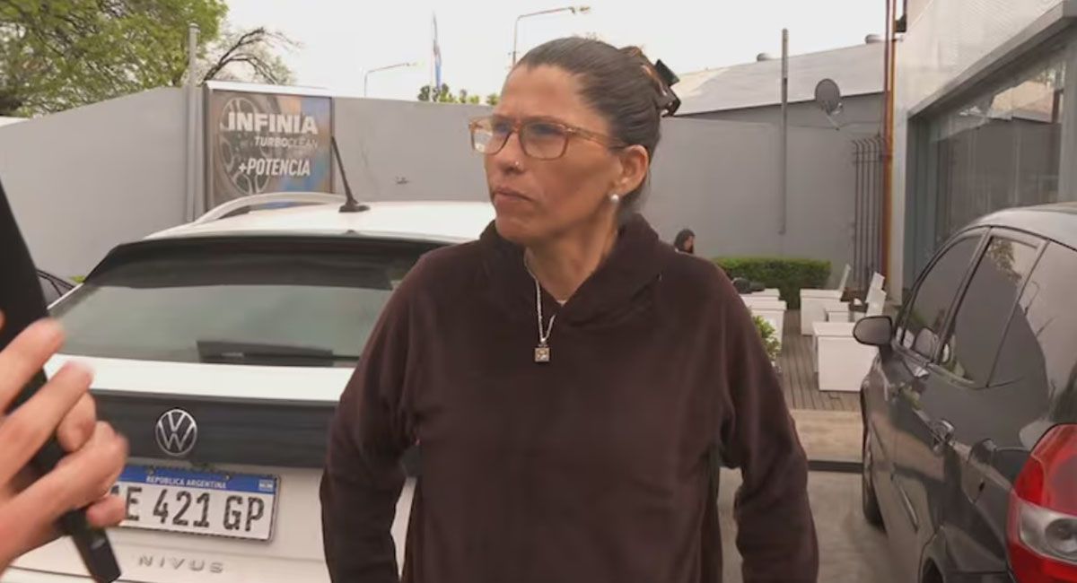 La mamá de Morena Verdi, una de las chicas asesinadas, culpó a Lara y Agostina por sus vínculos narcos que derivaron en el triple crimen. La mamá de Morena Verdi, una de las chicas asesinadas, culpó a Lara y Agostina por sus vínculos narcos que derivaron en el triple crimen.