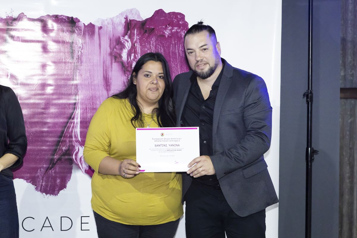 Veinte fueron los beneficiados por Fundación Grupo América para la academia Amelie. Veinte fueron los beneficiados por Fundación Grupo América para la academia Amelie.