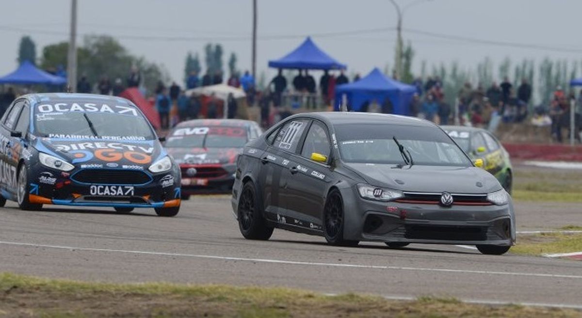 De Villa Mercedes. Javier Merlo domin&oacute; toda la 10&ordf; fecha de la Clase 3 del Turismo Nacional en el circuito Ciudad de San Mart&iacute;n, en Mendoza.