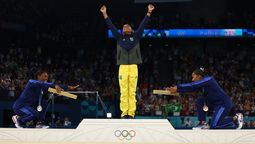 Andrade en lo más alto sobre Biles y Chiles.