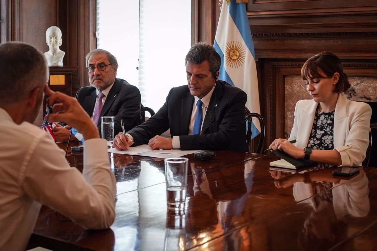 Sergio Massa afina la proyecciones para el Presupuesto 2023 (Foto: prensa Economía).