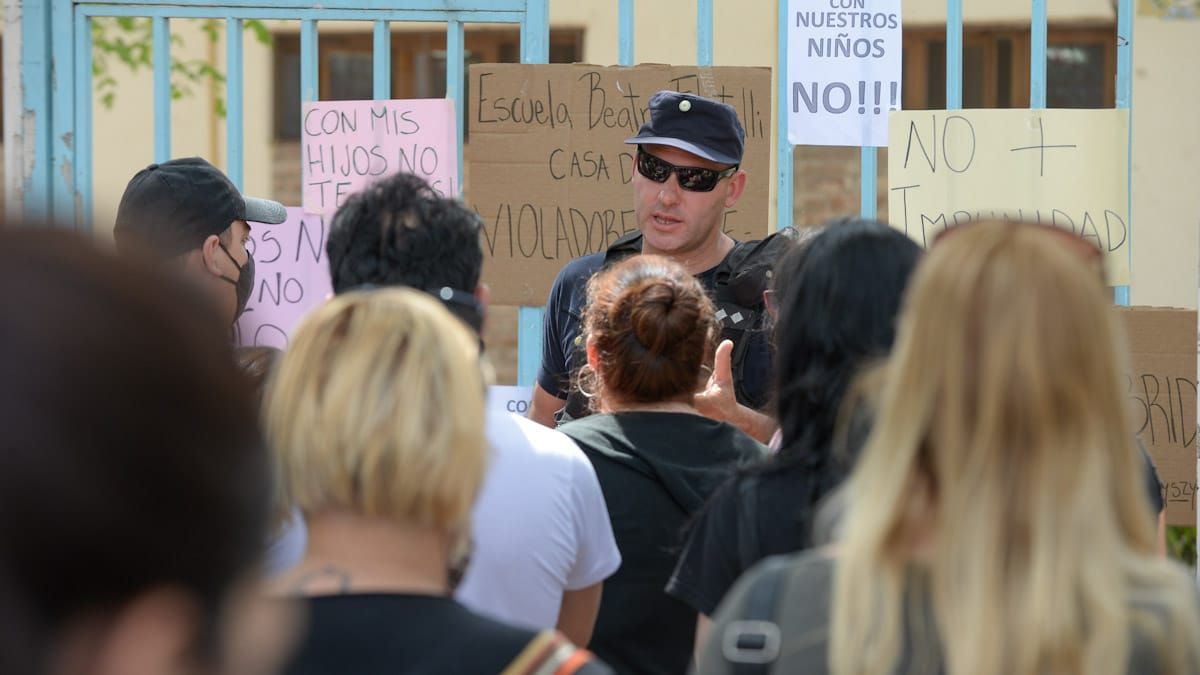 Cómo sigue la causa del celador acusado de abuso sexual en la escuela Falcitelli