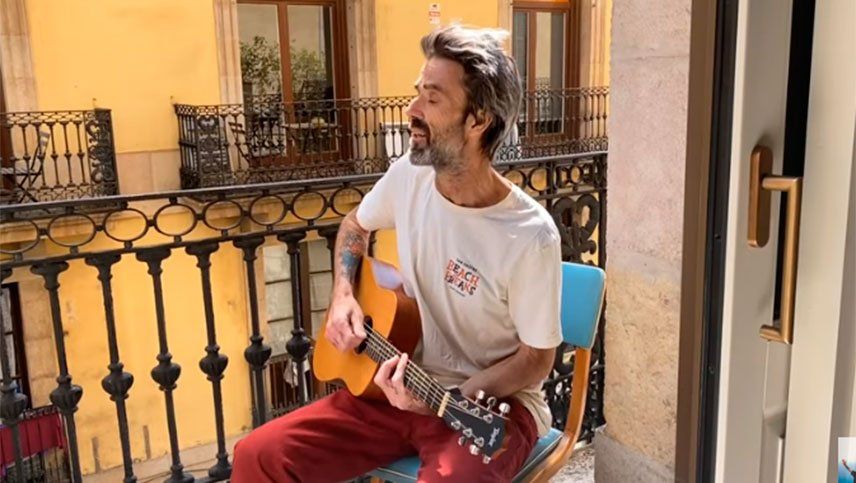 Murió Pau Donés, el cantante de Jarabe de Palo: causa, dolor y carrera de un músico brillante