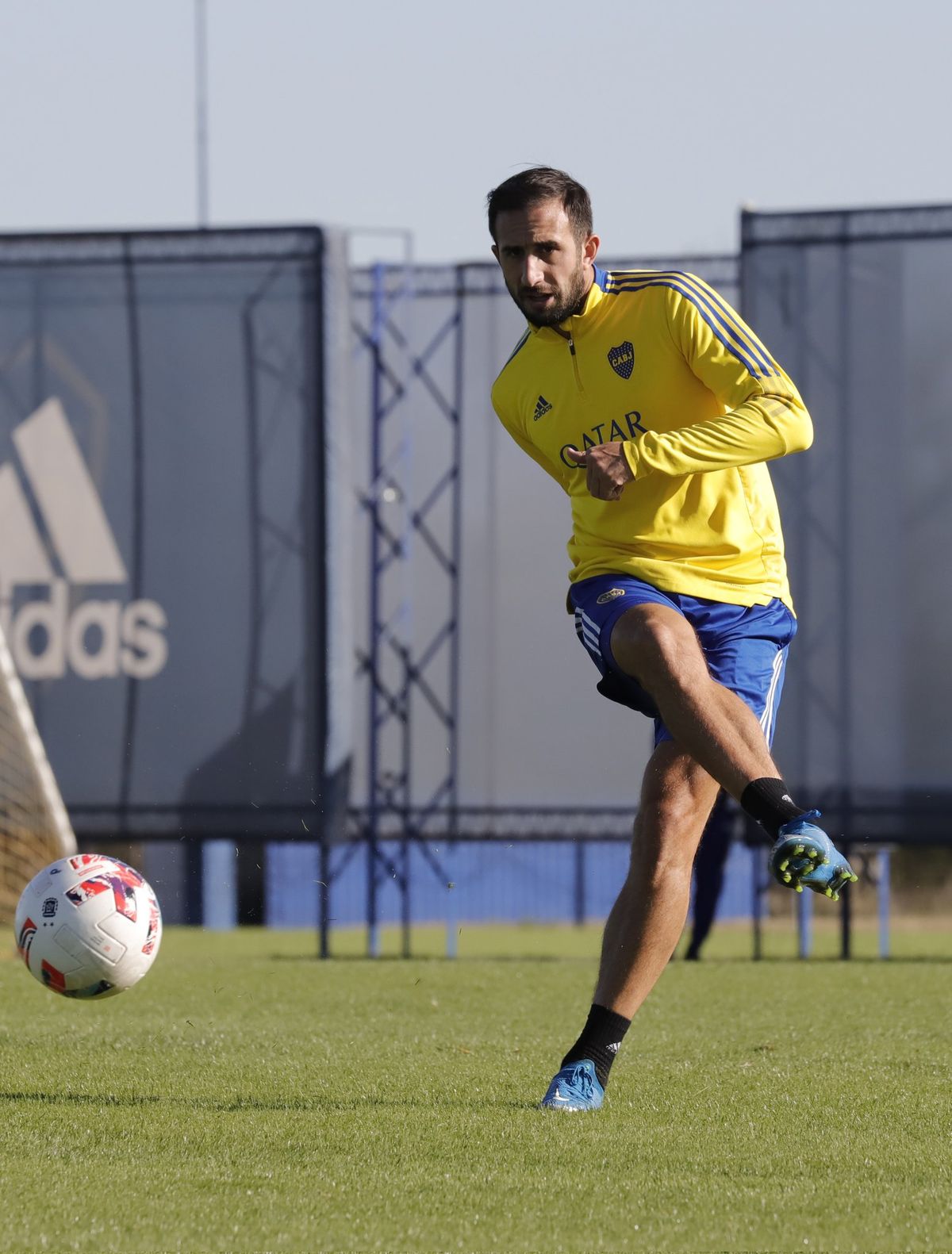 Carlos Izquierdoz será titular en Boca ante Barracas Central por la Copa de la Liga Profesional