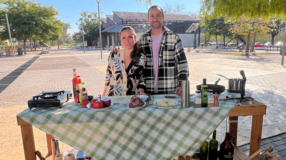 Romi Terranova y Nacho Molina presentan la receta de Lomo saltado al estilo peruano con papas y arroz. Romi Terranova y Nacho Molina presentan la receta de Lomo saltado al estilo peruano con papas y arroz.