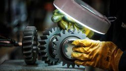 Buscan financiamiento chino para comprar maquinaria para la producción