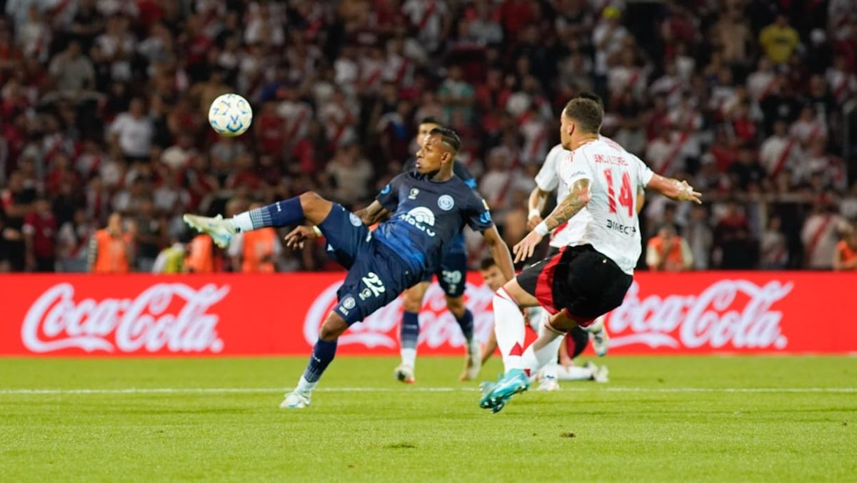 La Lepra ya le ganó a River y este domingo va por Boca.