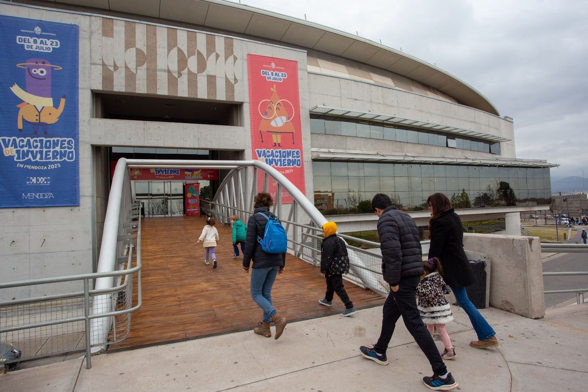 En el Le Parc hay muchas propuestas culturales para visitantes y también para mendocinos. En el Le Parc hay muchas propuestas culturales para visitantes y también para mendocinos.