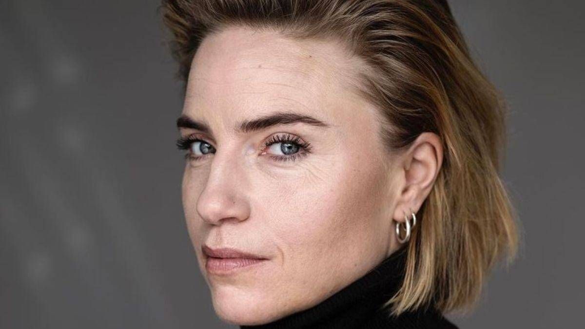 Josephine Park, actriz de La enfermera, la serie de Netflix basada en hechos reales.