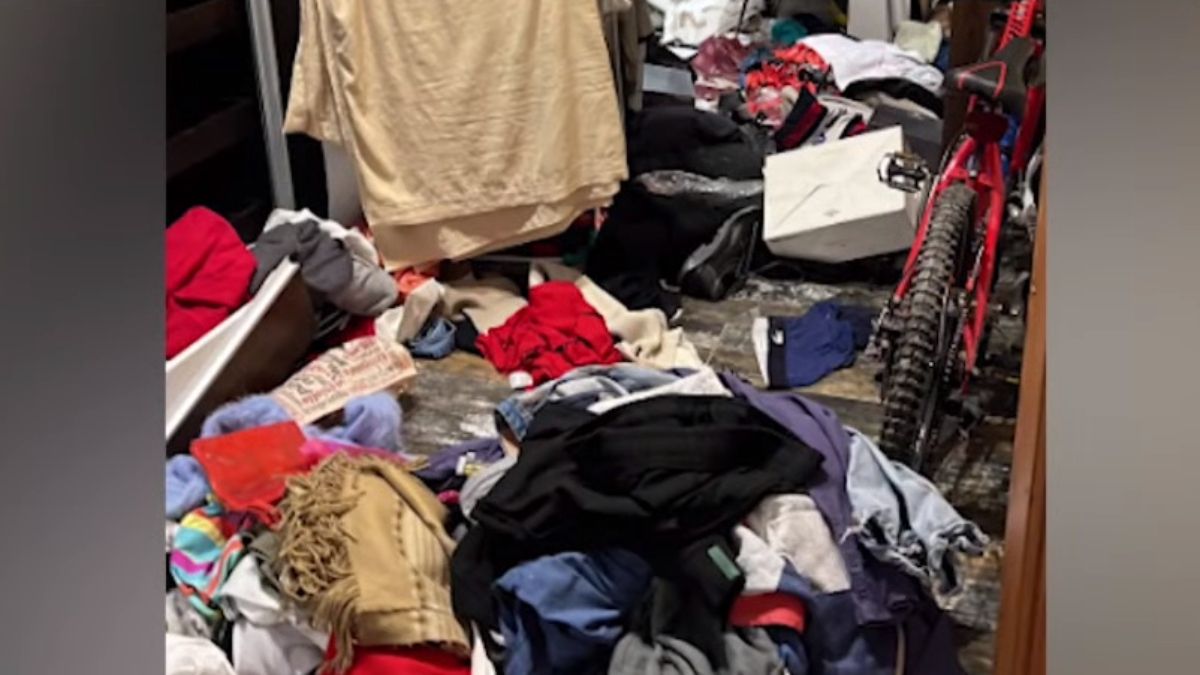 Los delincuentes que perpetraron el asalto en Maipú exigían dinero en efectivo, y revolvieron toda la casa buscándolo, además de golpear a la familia para que se las entregara. Los delincuentes que perpetraron el asalto en Maipú exigían dinero en efectivo, y revolvieron toda la casa buscándolo, además de golpear a la familia para que se las entregara.