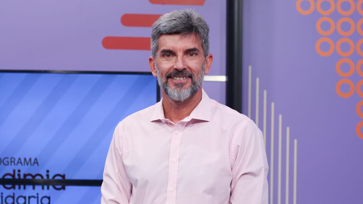 Ulpiano Suarez, intendente de la Ciudad de Mendoza. Ulpiano Suarez, intendente de la Ciudad de Mendoza.