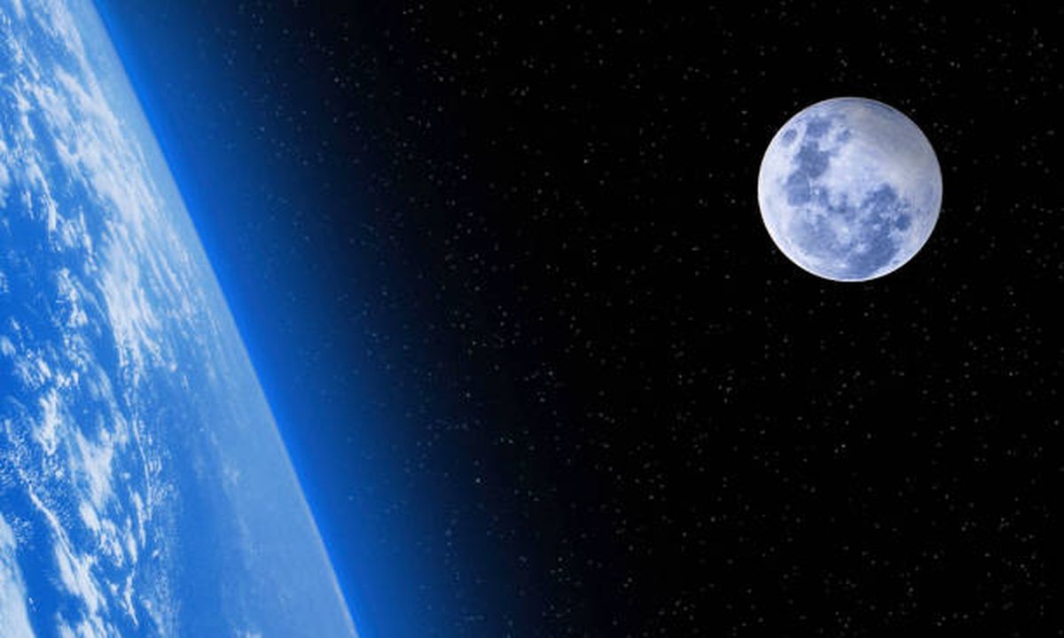 Esta segunda Luna es 300 mil veces más pequeña que el gran satélite. Esta segunda Luna es 300 mil veces más pequeña que el gran satélite.