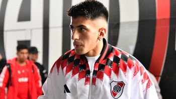 River va en busca de los cuartos de final ante Independiente Santa Fe: hora, TV y formaciones