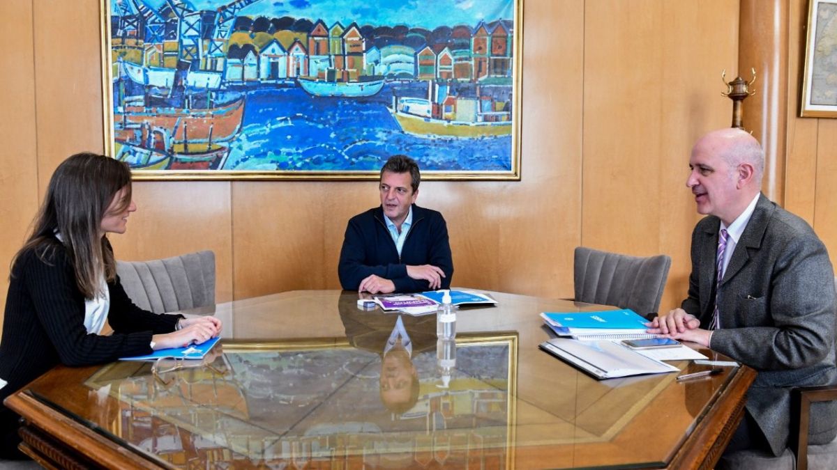 Este lunes se reunieron en el Ministerio de Econom&iacute;a, el titular de la cartera, Sergio Massa con Fernanda Raverta.
