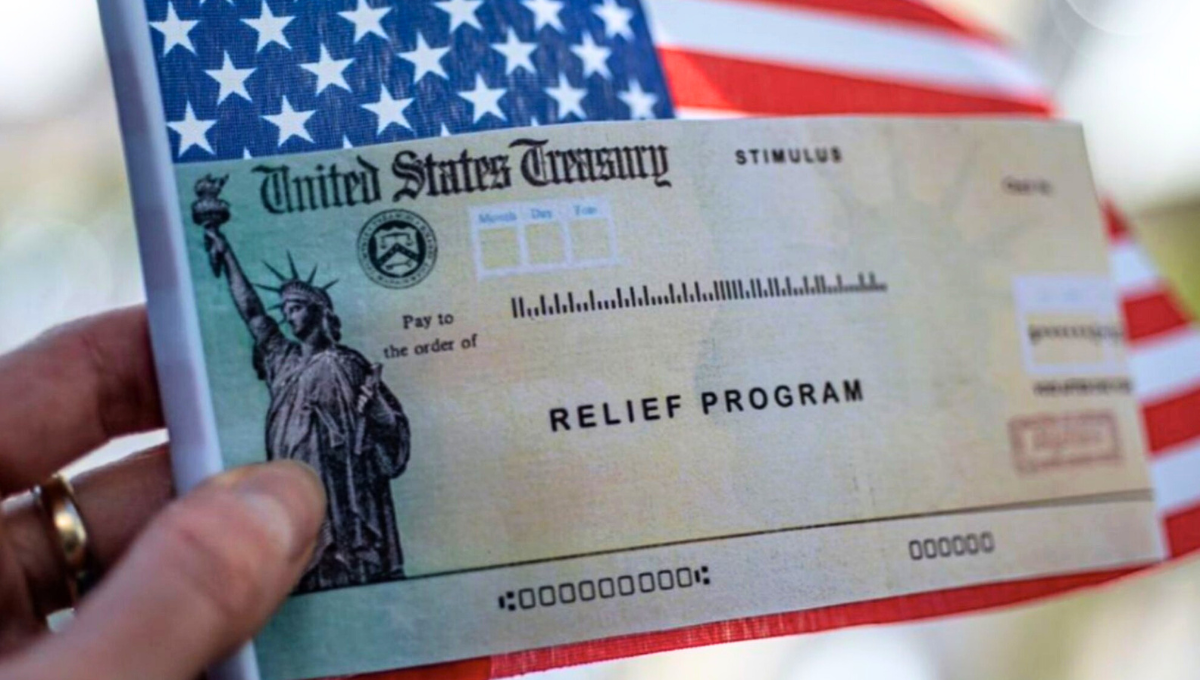 Cinco estados recibirán cheques estímulo de 500 dólares