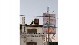 Vecinos de calle Artigas rechazan la instalación de una antena de telefonía y denuncian persecución