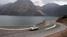 argentina inaugura su primera ruta iluminada 100% con energia solar: una infraestructura con 36 generadores fotovoltaicos