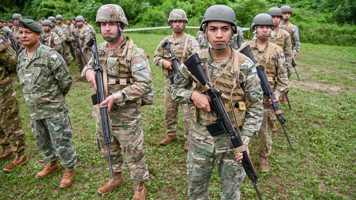 Subirán los sueldos de los empleados de las Fuerzas Armadas.&nbsp;