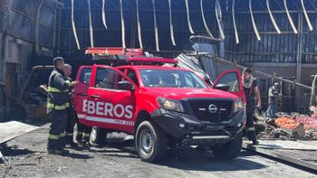 Insólito: se volvió a incendiar la Feria de Guaymallén cuando limpiaban los galpones Insólito: se volvió a incendiar la Feria de Guaymallén cuando limpiaban los galpones