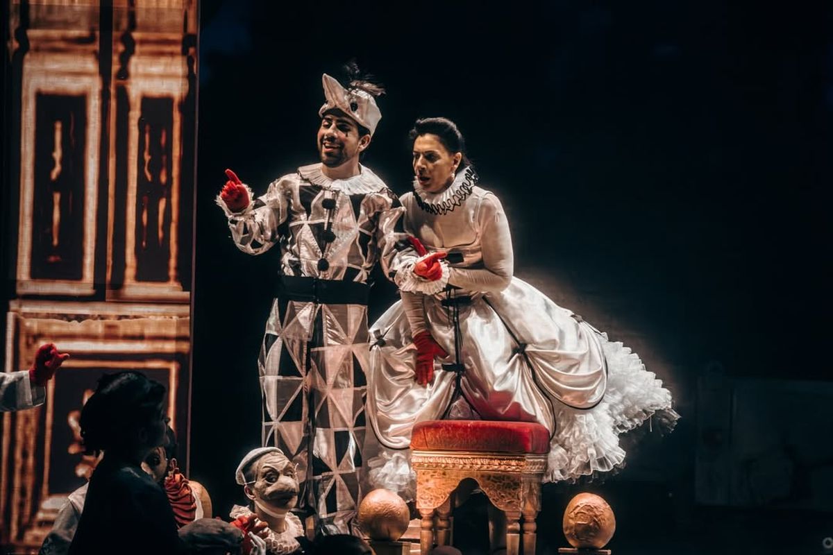 Verónica Cangemi y su hijo Joaquín en la ópera Verónica Cangemi y su hijo Joaquín en la ópera