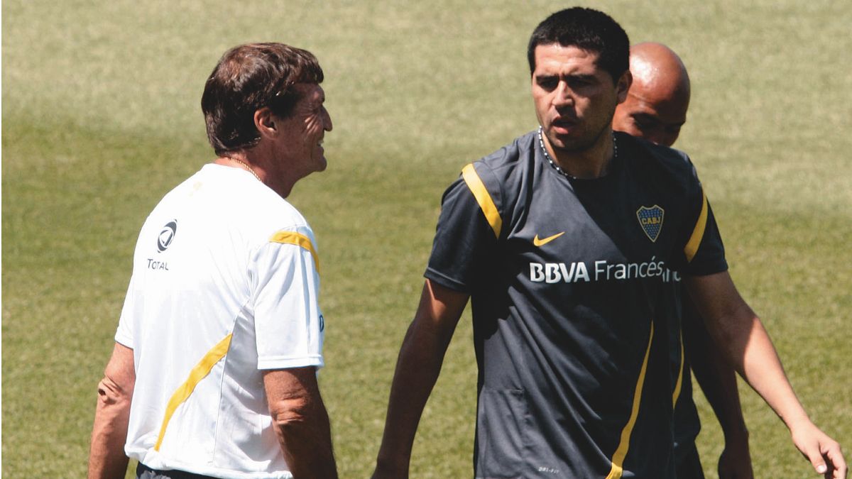 Entre Julio César Falcioni y Juan Román Riquelme quedaron cosas pendientes en Boca. Entre Julio César Falcioni y Juan Román Riquelme quedaron cosas pendientes en Boca.
