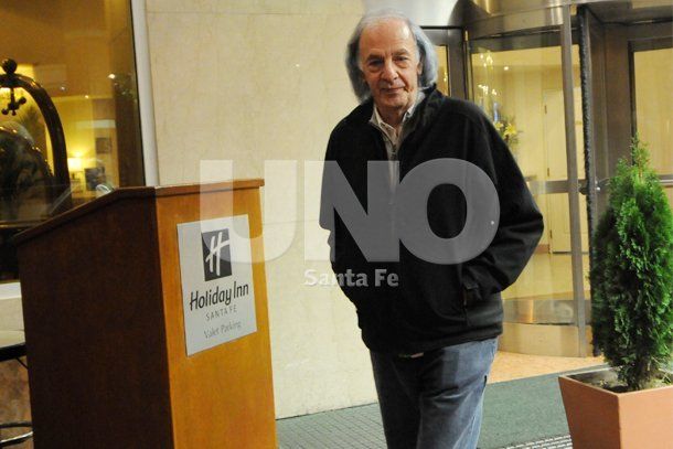 César Luis Menotti no será el secretario técnico de Colón
