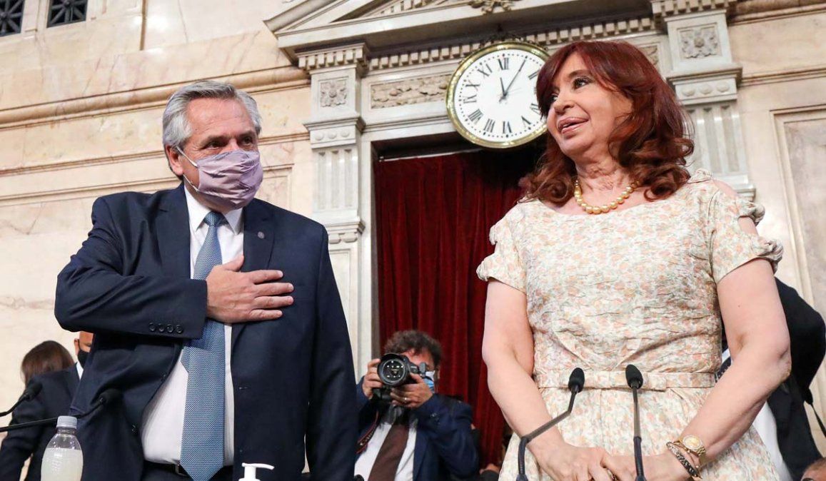 La manito de Cristina: Alberto Fernández retrucó y la vice lo frenó